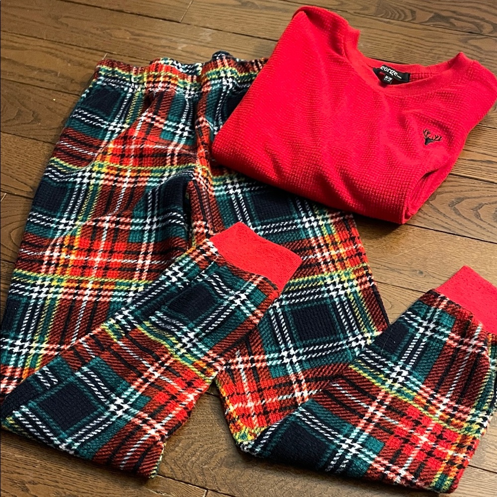 🔥 5/$25 - Carter's Red and Plaid Kids Pajama Set